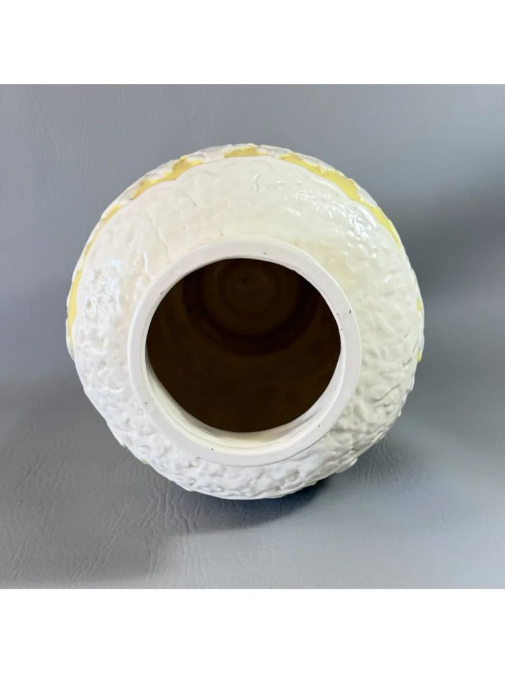 Vintage Stangl Pottery Chinoiserie Vase Yellow White Pagoda Relief Irene 11
